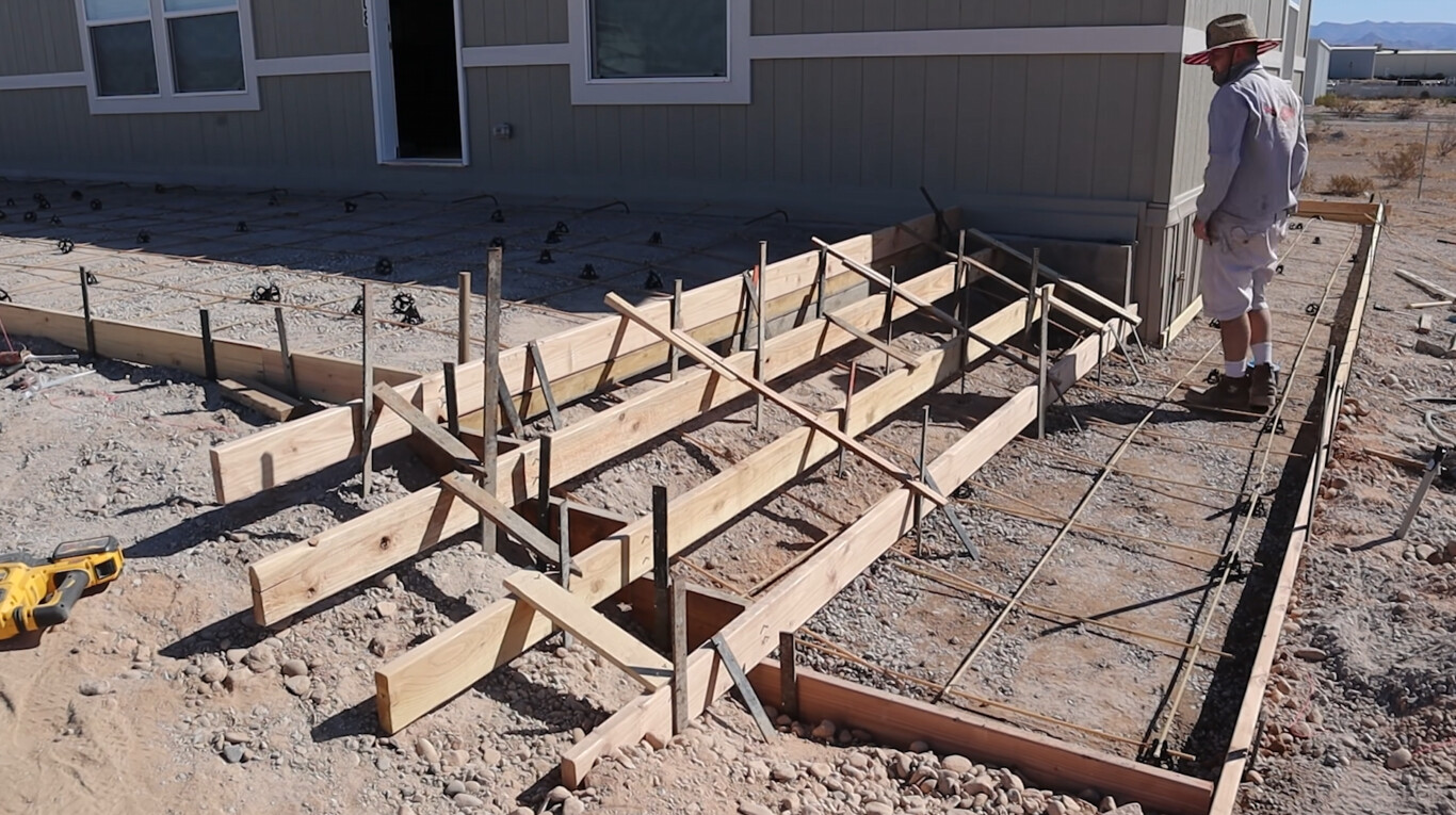 Precision concrete foundation formwork and grading in Hawthorne